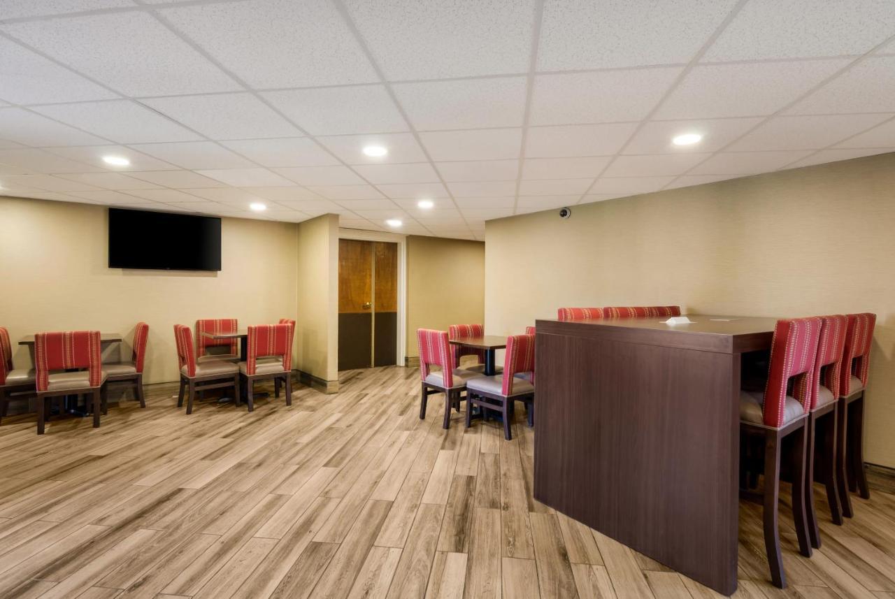 Comfort Inn Virginia Horse Center Lexington Zewnętrze zdjęcie